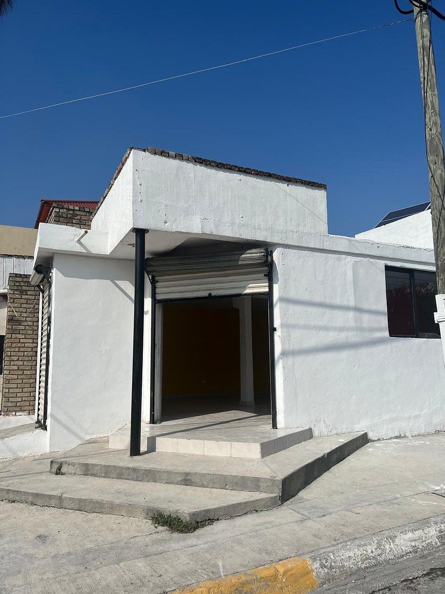 Retail Space in Residencial Paseo de los Angeles, San Nicolás de los Garza, photo 3 of 10