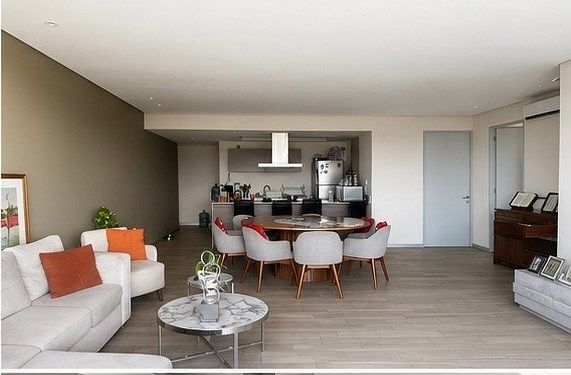 Apartment in Caity Tower, photo 1 of 9