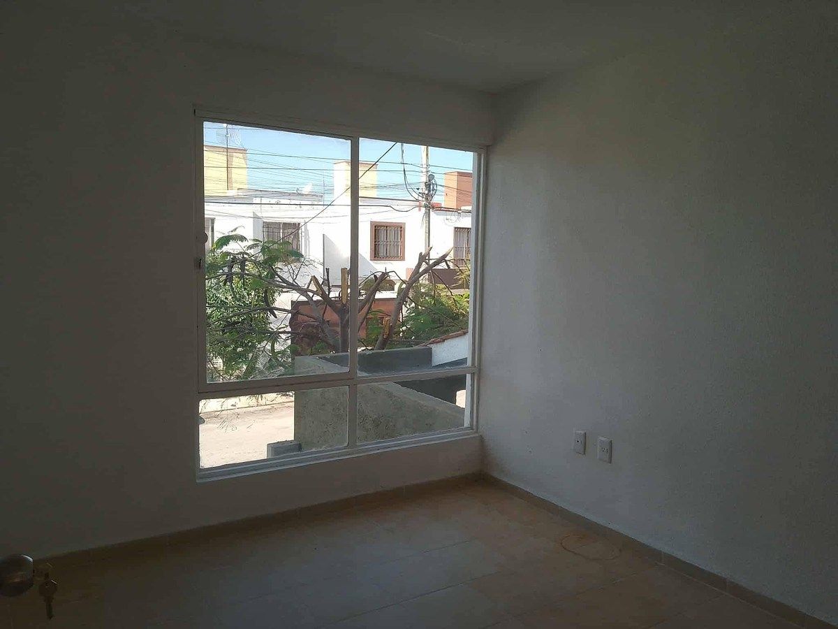 House in Bosques de Jacarandas, San Luis Potosí, photo 3 of 18