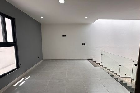 CASA NA ESQUINA À VENDA EM ST ANGELO (CASA DALIA)