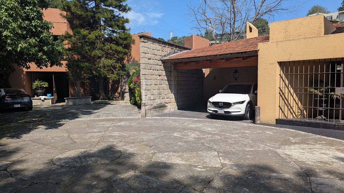 Casa en venta en Lomas Altas - foto 1