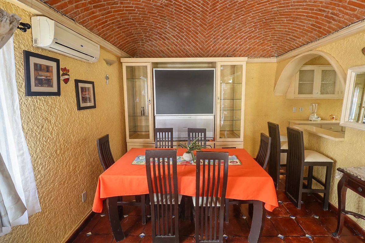 House in Providencia, San Miguel de Allende, photo 8 of 14