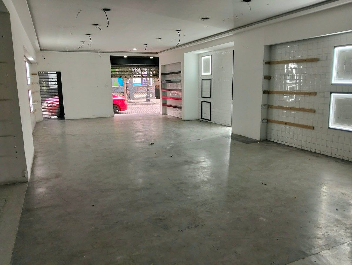 COMMERCIAL SPACE FOR RENT IN ISABEL LA CATOLICA 87 LOCAL A, photo 1 of 8