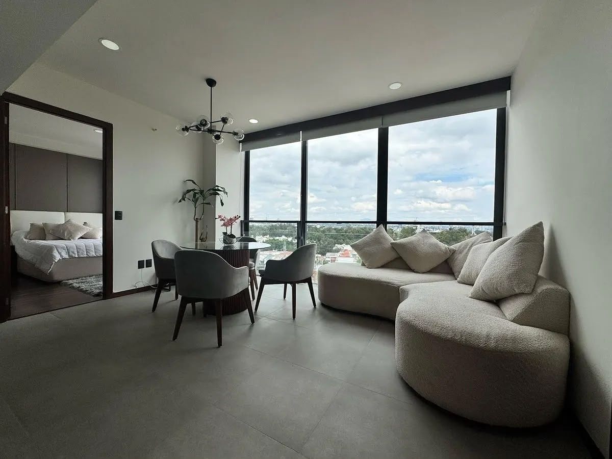Penthouse for rent and sale near Andares, photo 1 of 9