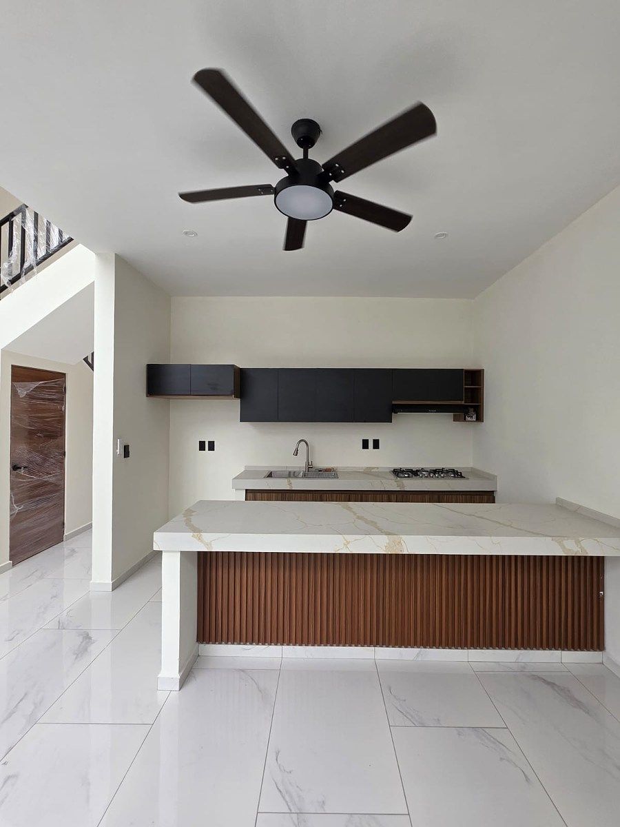 House in Las Colinas, Villa de Alvarez, photo 4 of 22
