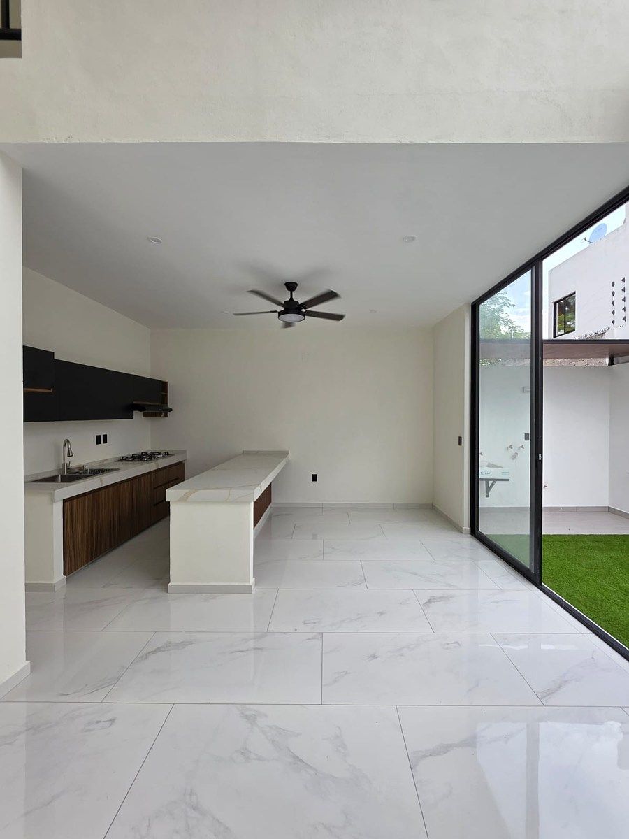 House in Las Colinas, Villa de Alvarez, photo 6 of 22