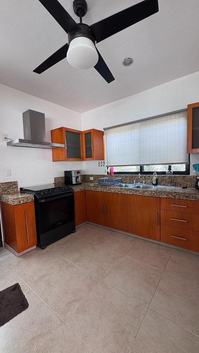 House in Gated Community in Cholul, Mérida, photo 8 of 36