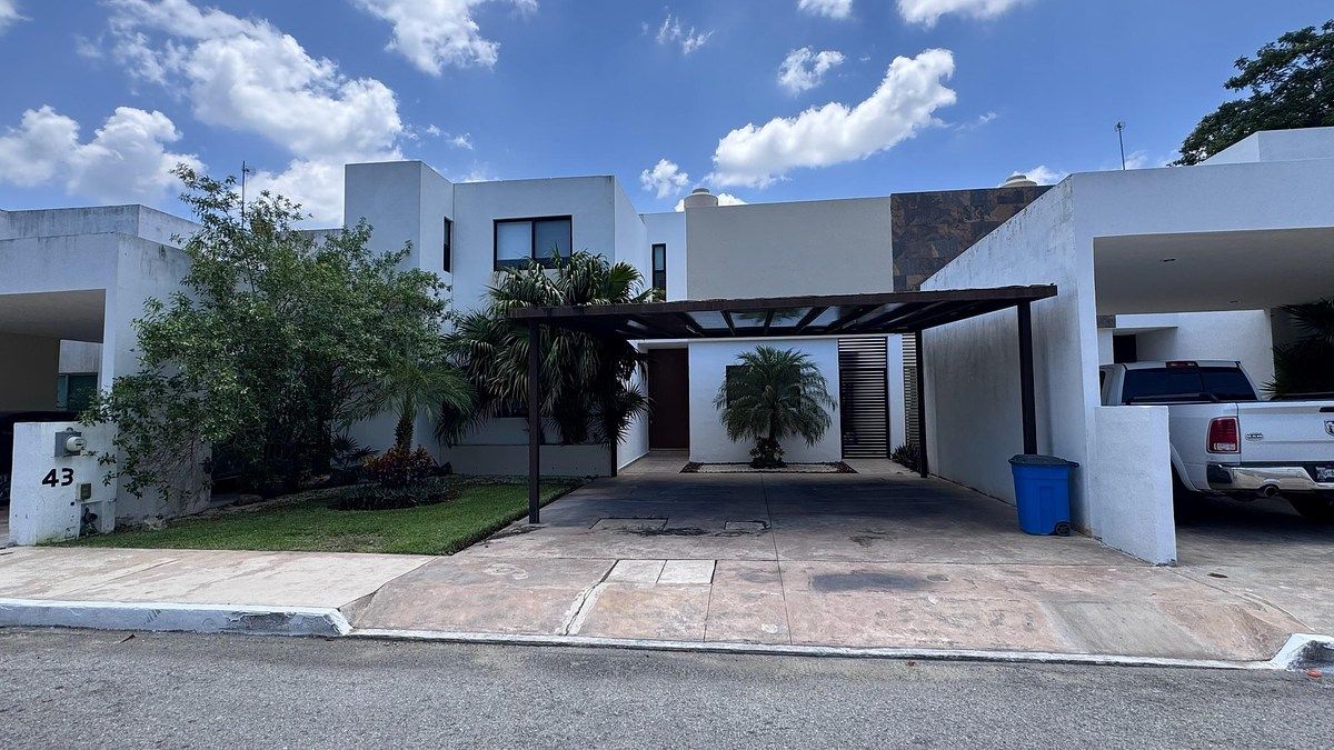 HOUSE FOR SALE EQUIPPED AND FURNISHED WITH SOLAR PANELS IN PRIVATE LA RÚA CHOLUL, photo 1 of 36