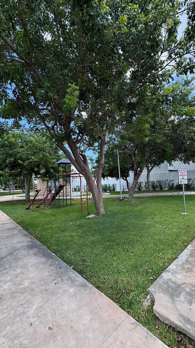 House in Gated Community in Cholul, Mérida, photo 32 of 36