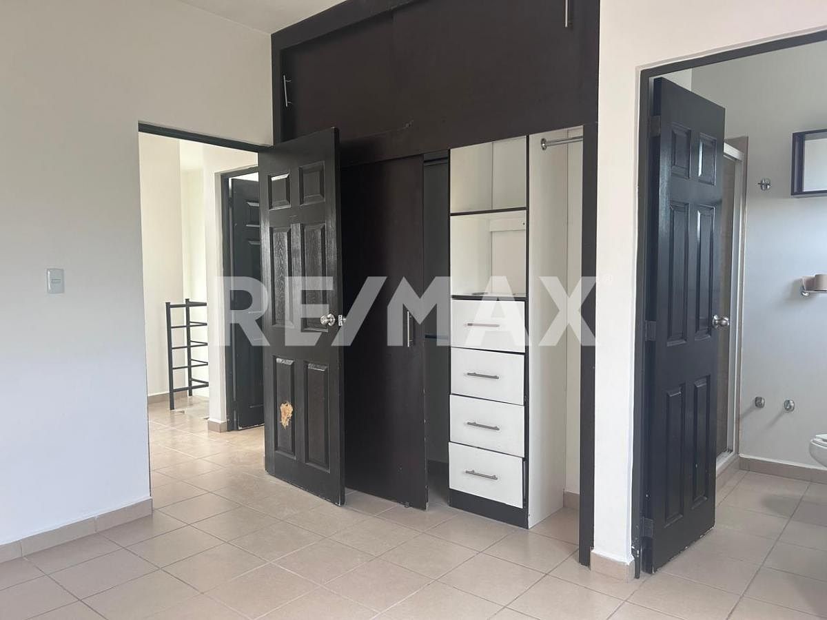 House in Gated Community in Sonterra, Querétaro, photo 16 of 17