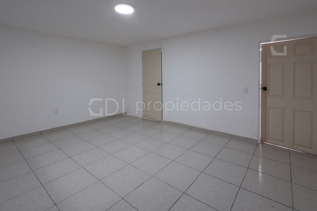 SALVADOR PORTILLO LÓPEZ CASA EN VENTA - foto 3