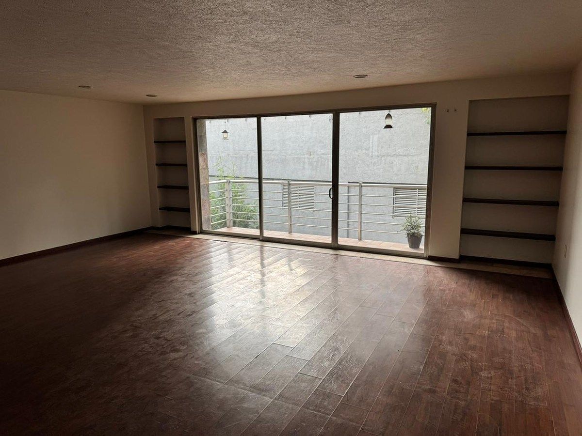 Apartment in Contadero, Cuajimalpa de Morelos, photo 2 of 14