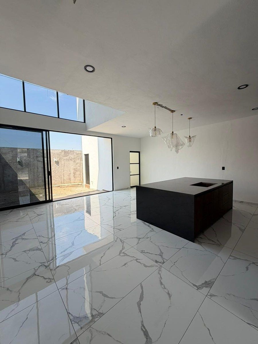 Casa em Carlos de La Madrid, Villa de Alvarez, foto 3 de 27