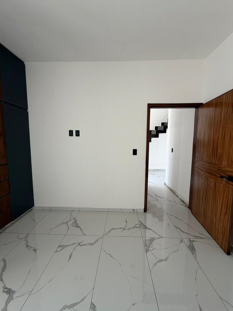 Casa em Carlos de La Madrid, Villa de Alvarez, foto 17 de 27