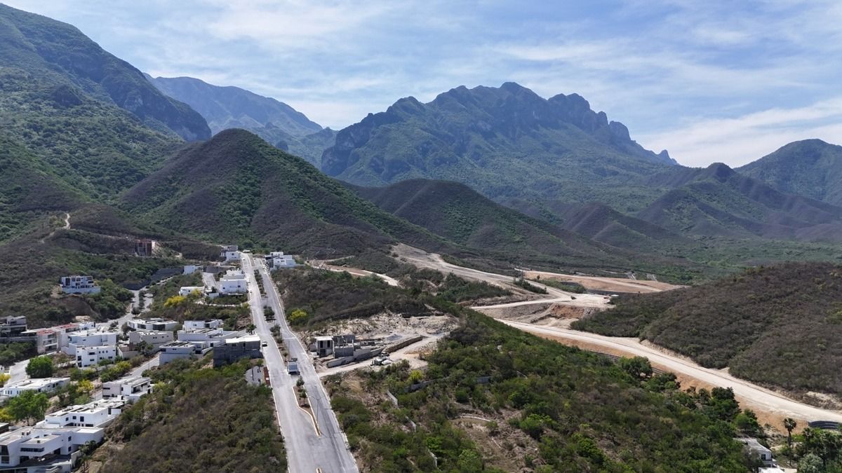 Lote em Bosques de Valle Alto, Monterrey, foto 6 de 7