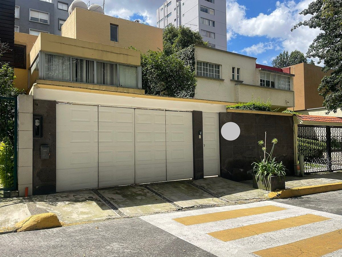Venta casa con "gran potencial" en Balcones de la Herradura, foto 1 de 28