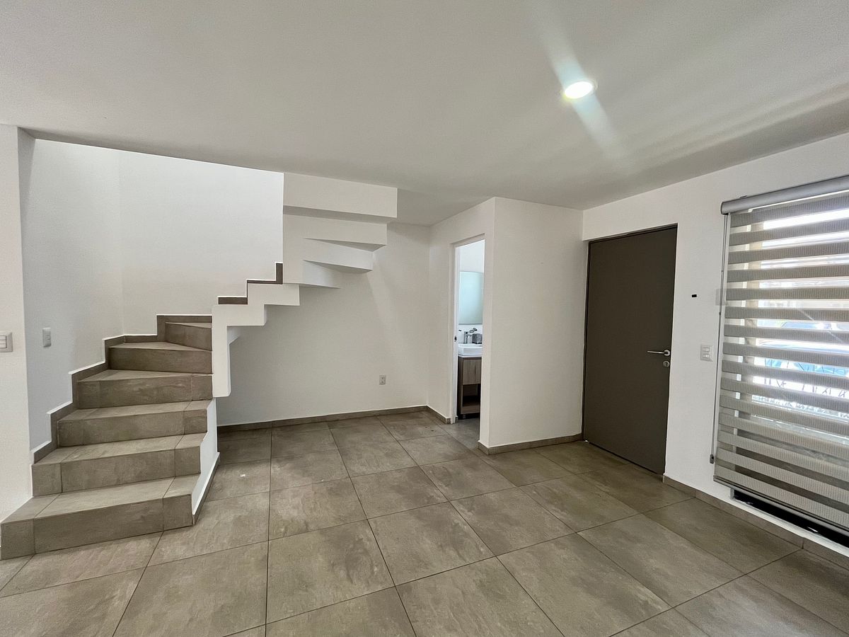SALA, foto 4 de 29