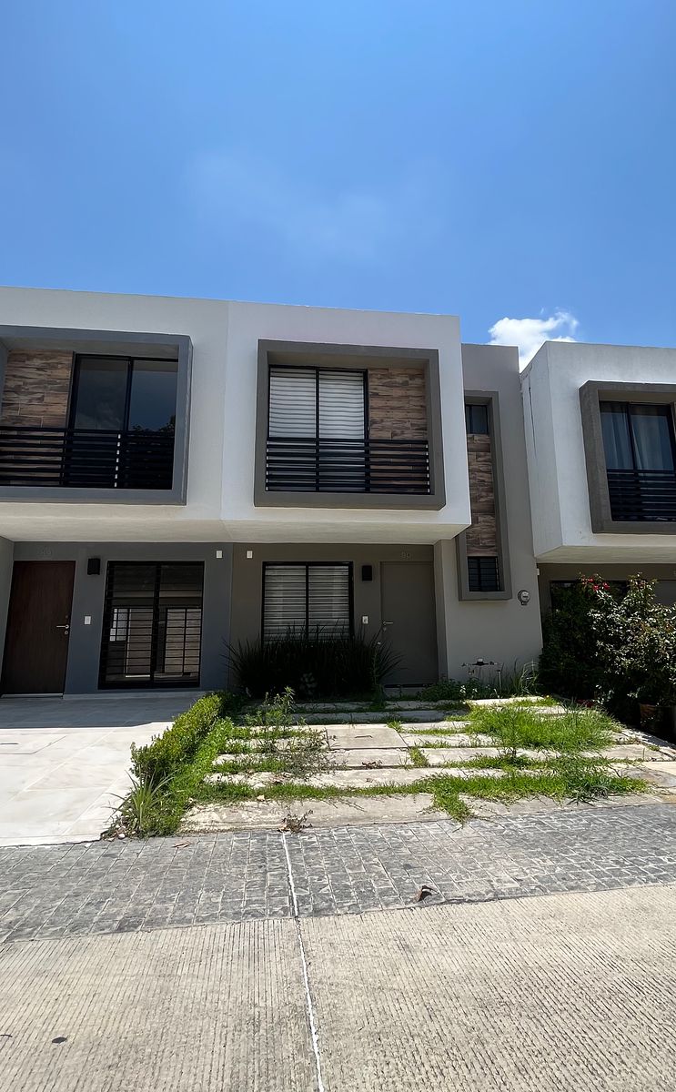 FACHADA, foto 1 de 29
