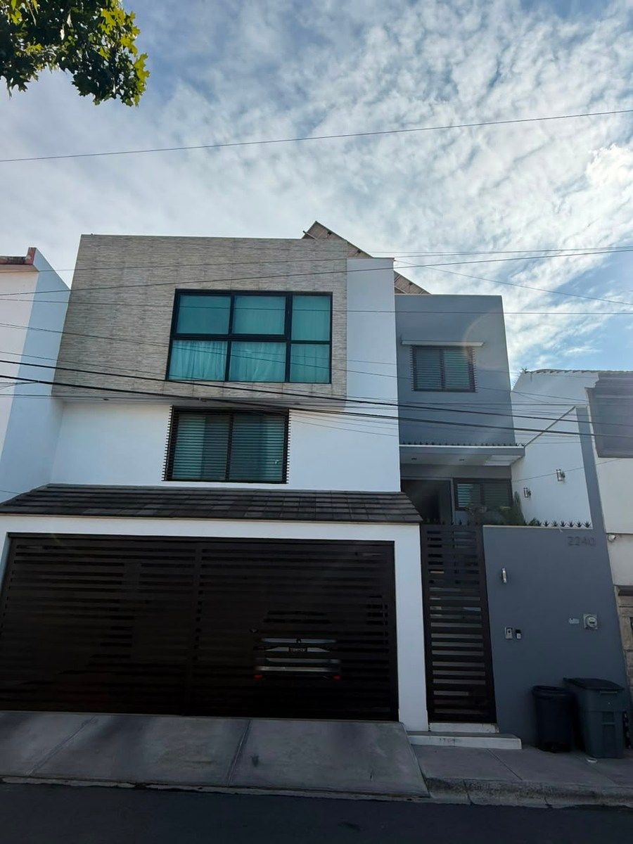 Casa en Venta | Cumbres 2º Sector | Monterrey, N.L., foto 1 de 14