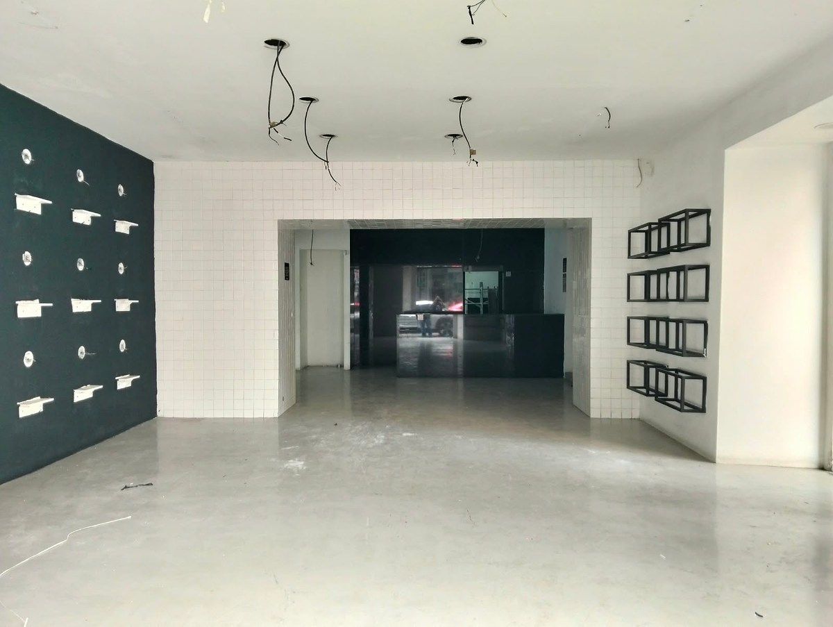 SE RENTA LOCAL COMERCIAL EN ESQUINA  ISABEL LA CATOLICA 87 CON REGINA LOCAL B, foto 1 de 13