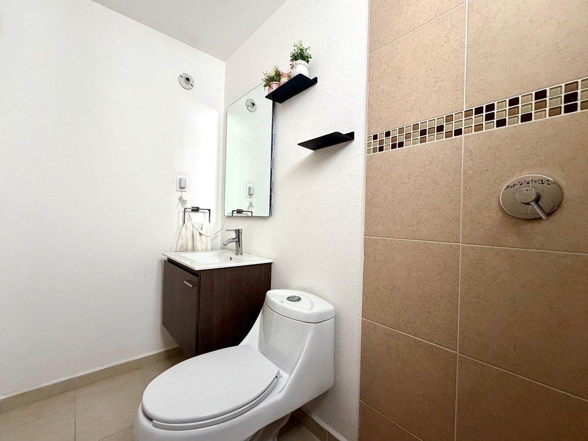 Baño secundario, foto 15 de 25