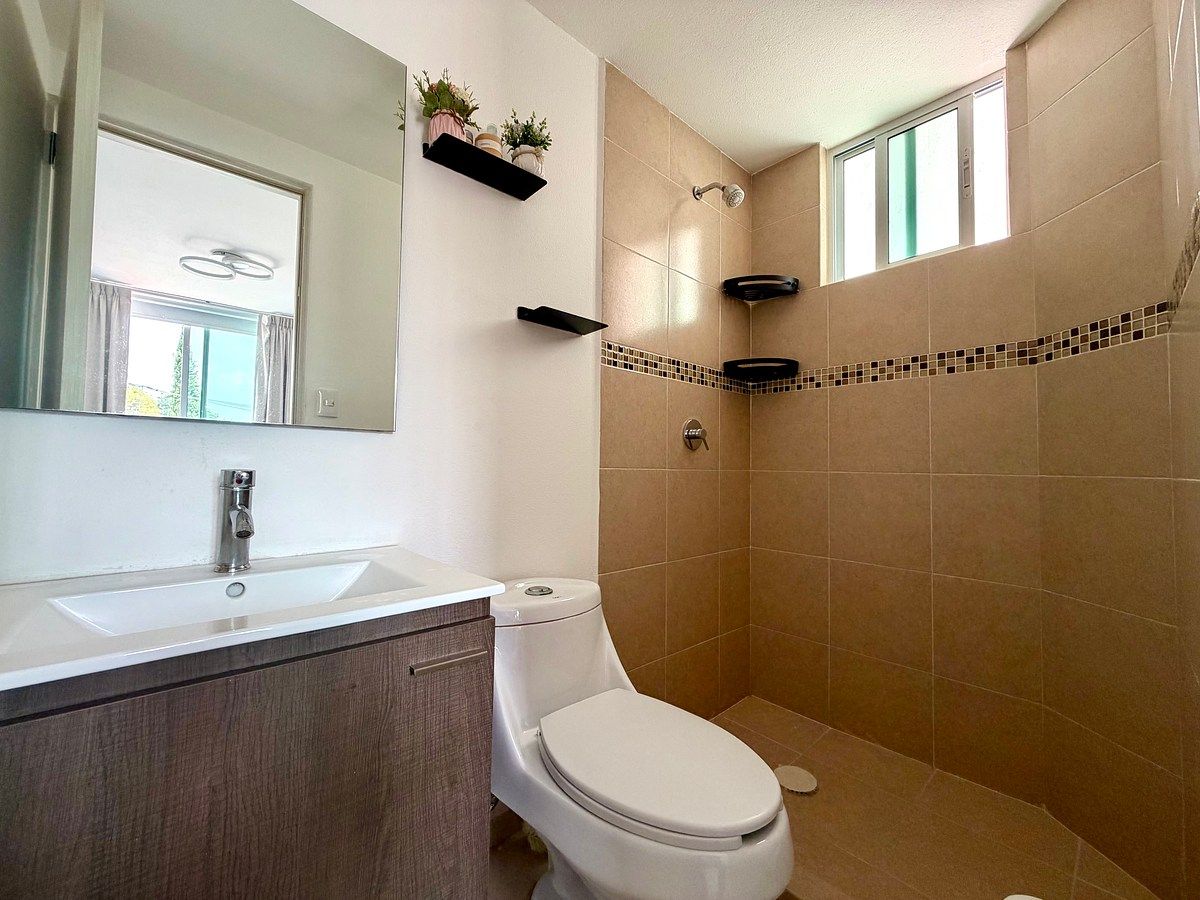 Baño secundario, foto 16 de 25