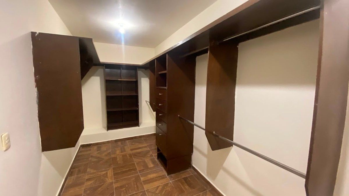 Casa em Las Lomas Sector Bosques, García, foto 10 de 16