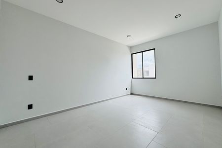 House for sale in Santa Fe, Tlacote, Querétaro, of independent architecture