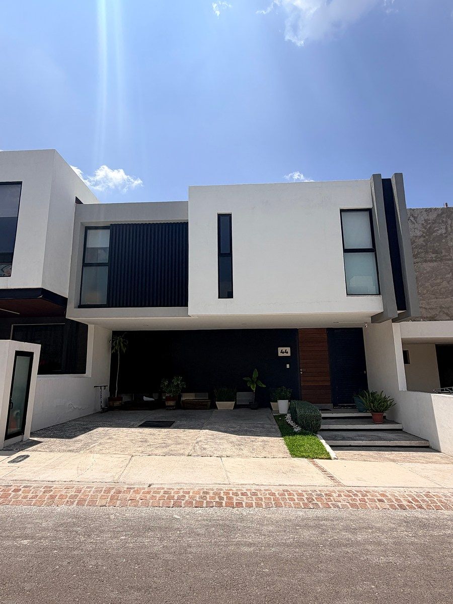 House in Gated Community in Zibatá, El Marqués, photo 2 of 26
