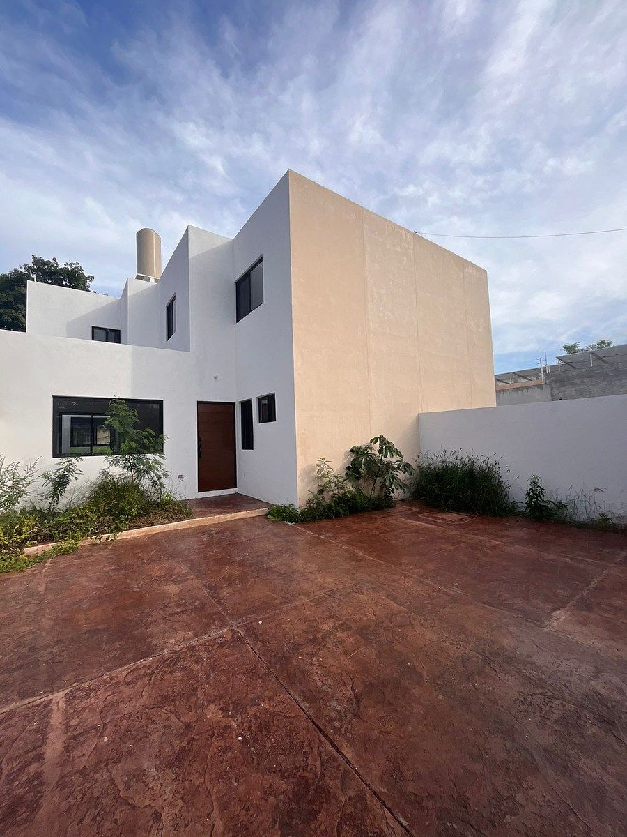 Fachada, foto 1 de 12