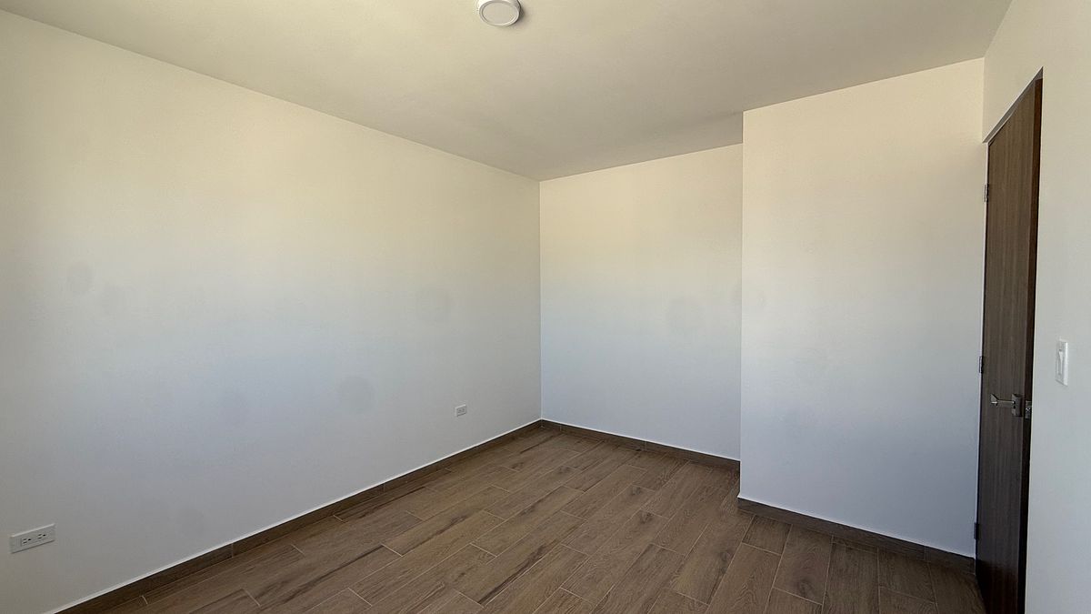 Casa en La Cúspide Residencial, Tijuana, foto 11 de 12