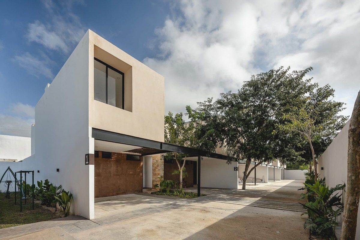 Last house for sale in Temozón, photo 1 of 12