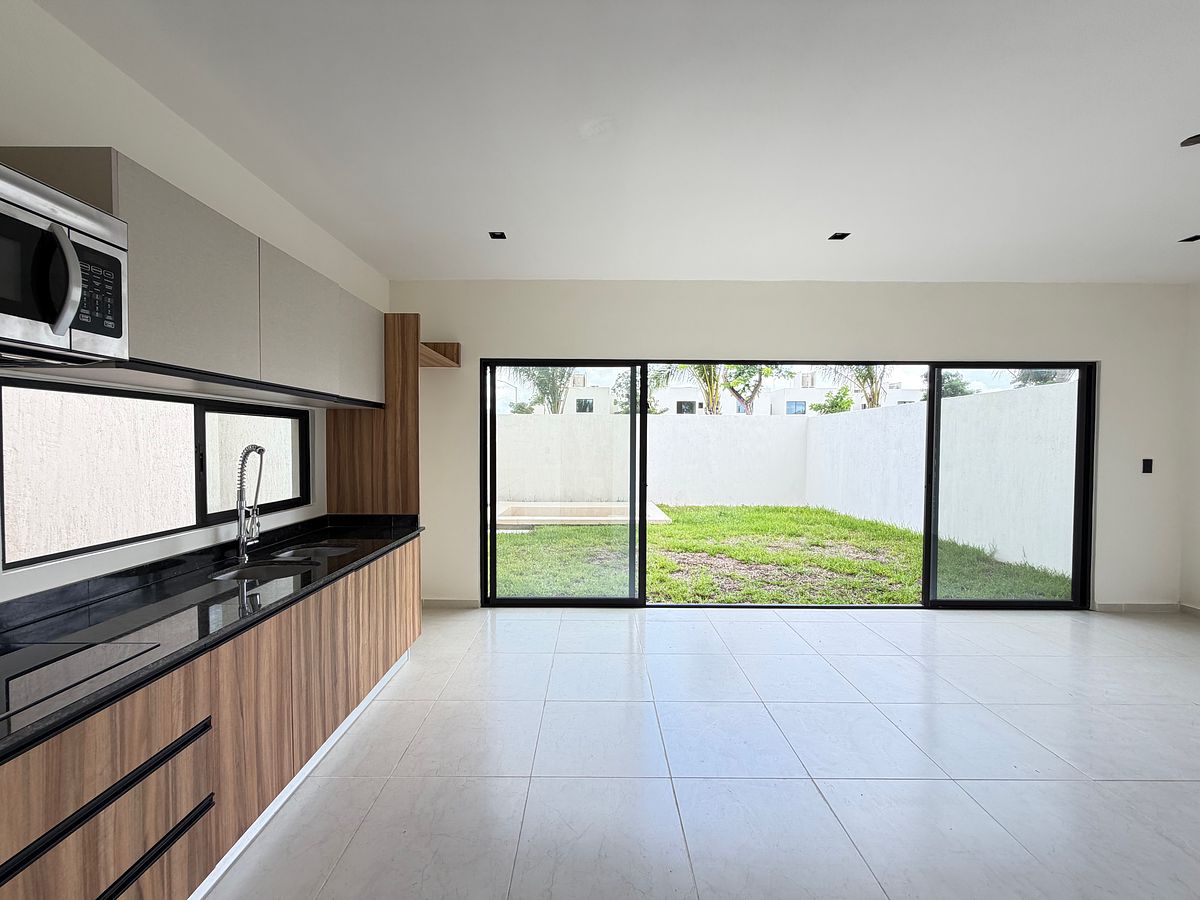 Casa em Tixcacal Opichen, Mérida, foto 3 de 23