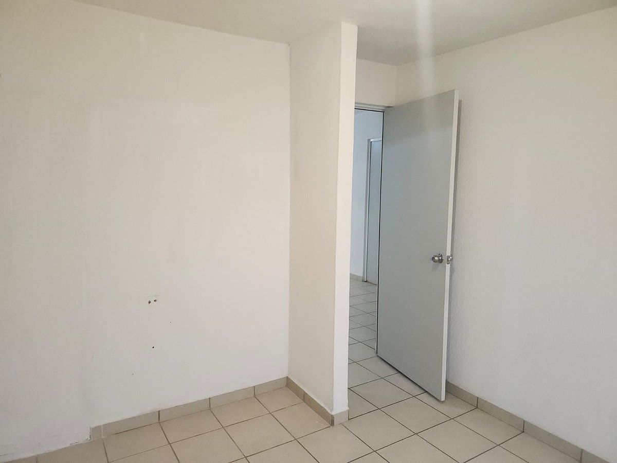 Apartment in Colinas del Valle, Tlajomulco de Zúñiga, photo 8 of 29