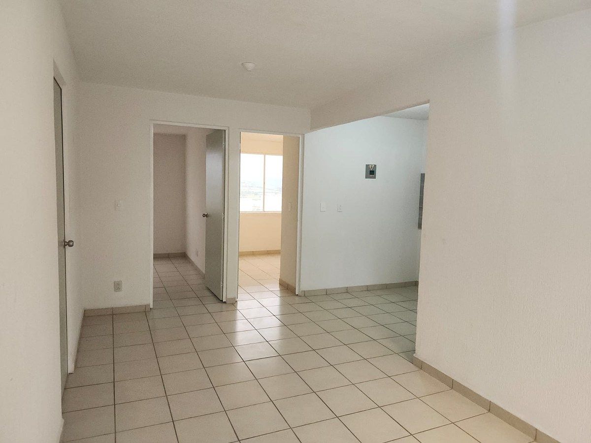 Apartment in Colinas del Valle, Tlajomulco de Zúñiga, photo 6 of 29