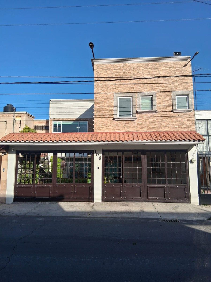 Casa em Boulevares, Naucalpan de Juárez, foto 2 de 30