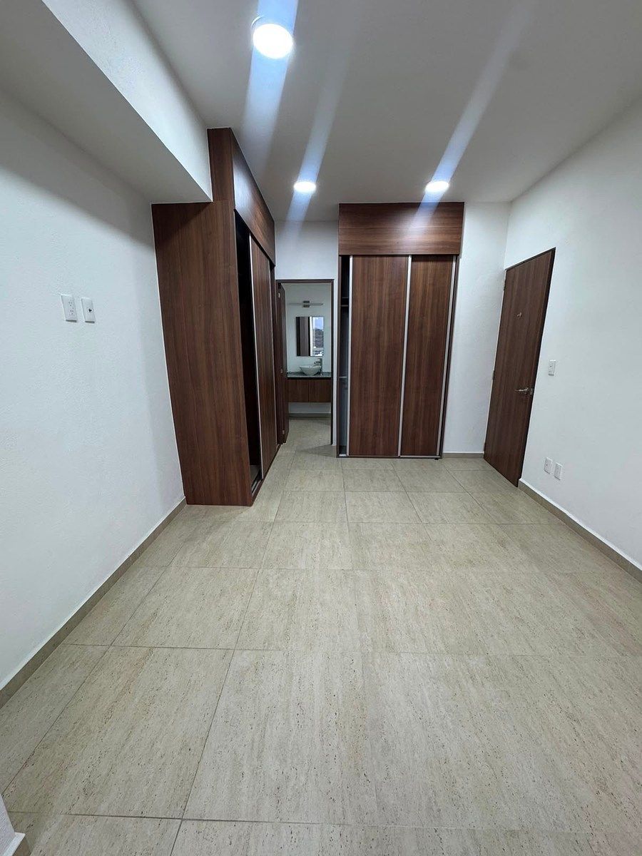 Apartment in Bosque Esmeralda, Atizapán de Zaragoza, photo 14 of 18