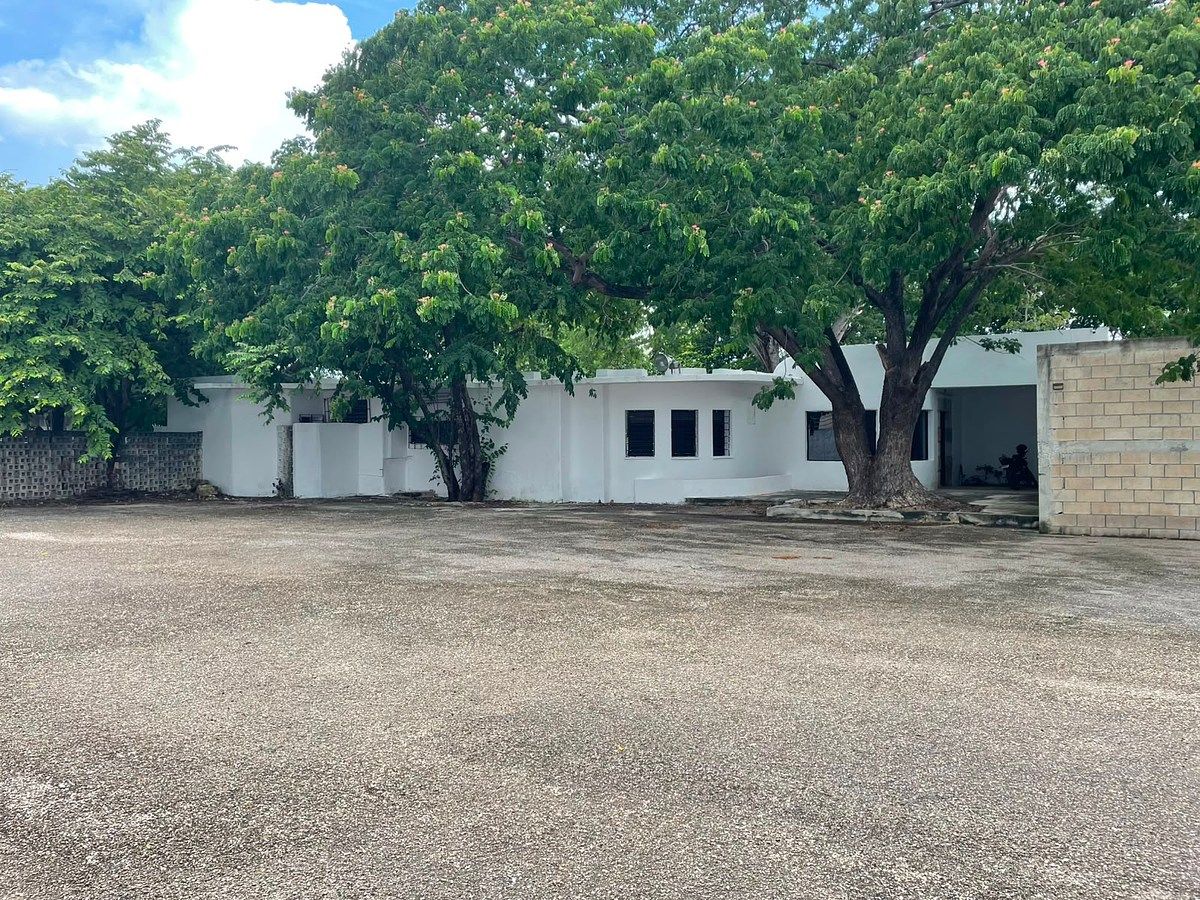 OFICINAS EN RENTA EN AV. ITZAES, foto 1 de 24