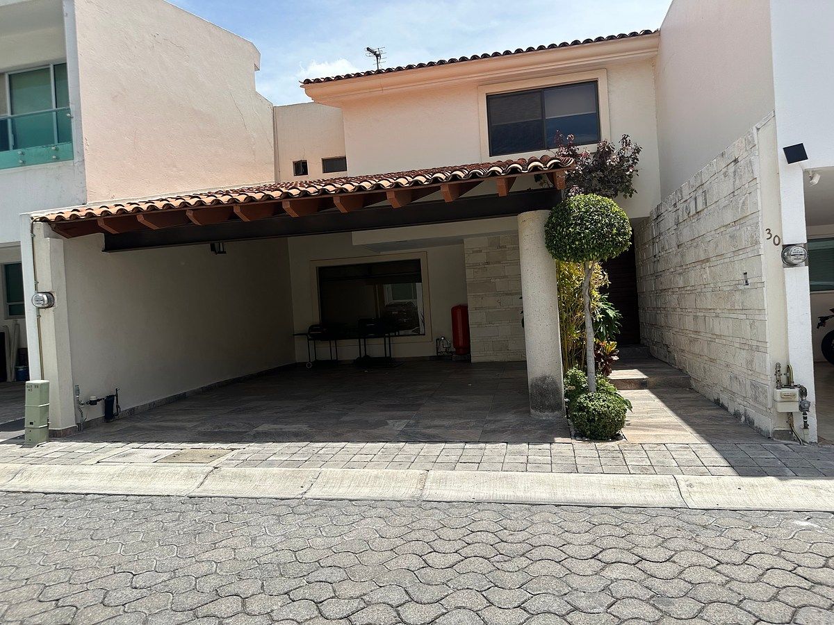Residencia de Lujo en venta , elegancia y finos acabados., foto 1 de 30