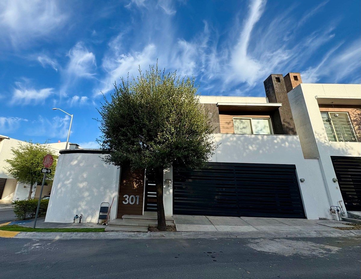 Casa en Cumbres Madeira, Monterrey, foto 2 de 17