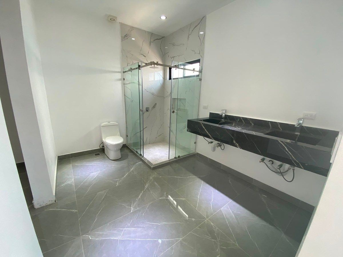 House in Cumbres Allegro, Monterrey, photo 12 of 26