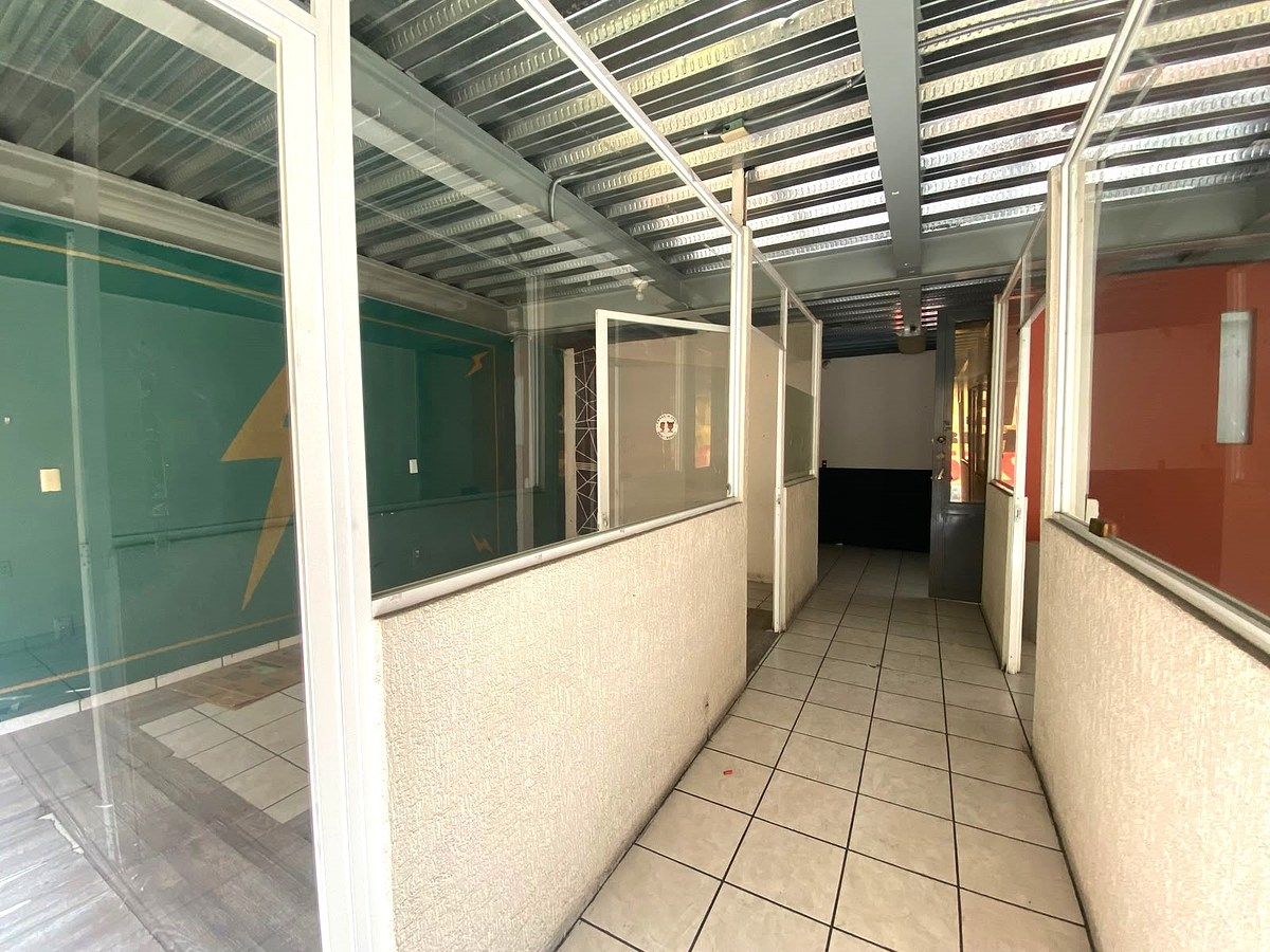 Local comercial en Viveros de La Loma, Tlalnepantla de Baz, foto 2 de 7