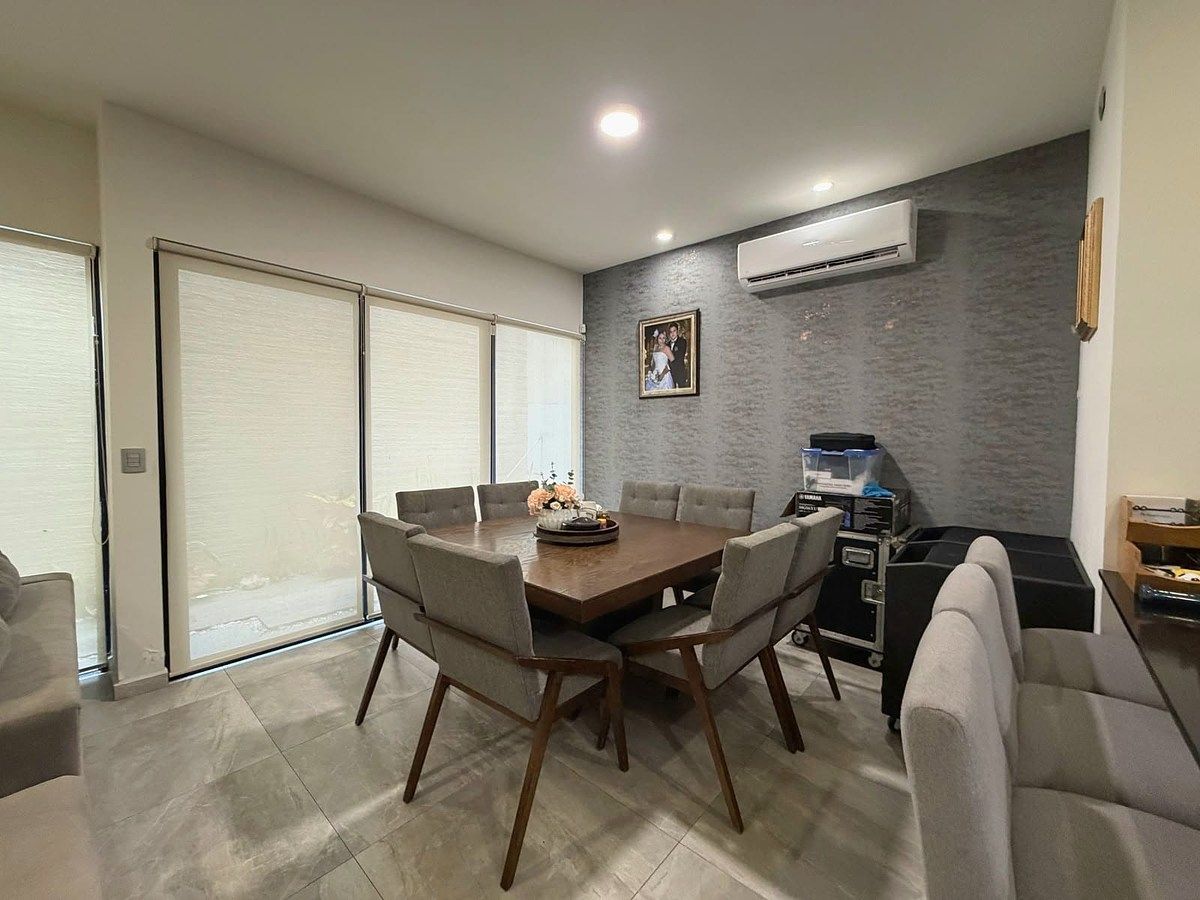 House for Sale Estanza Residential, photo 1 of 19