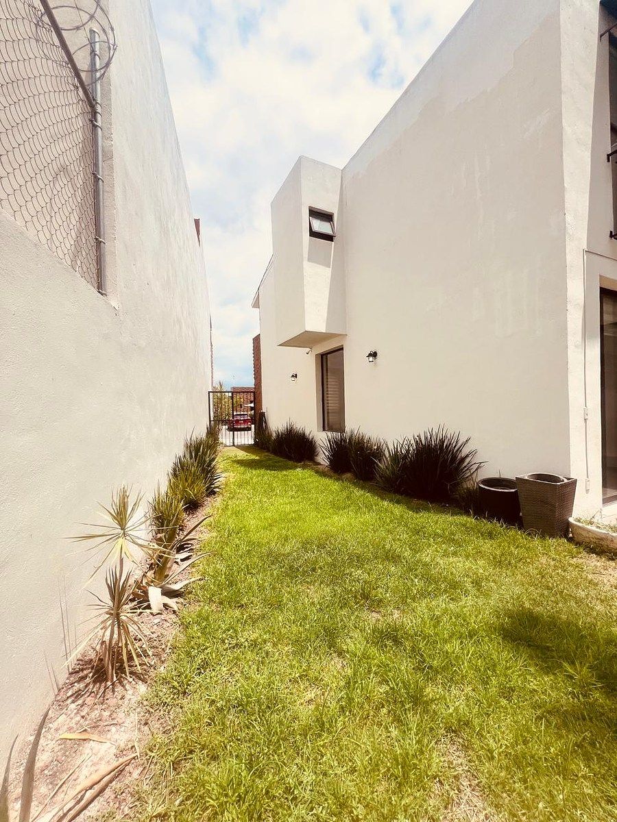 Casa em Cumbres del Lago, Querétaro, foto 26 de 34