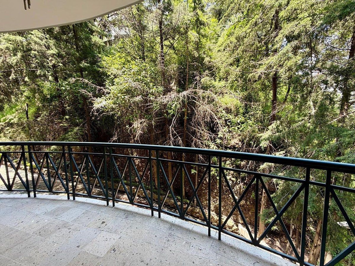 Sale Garden Floor in private area in Lomas de Vistahermosa, photo 1 of 29