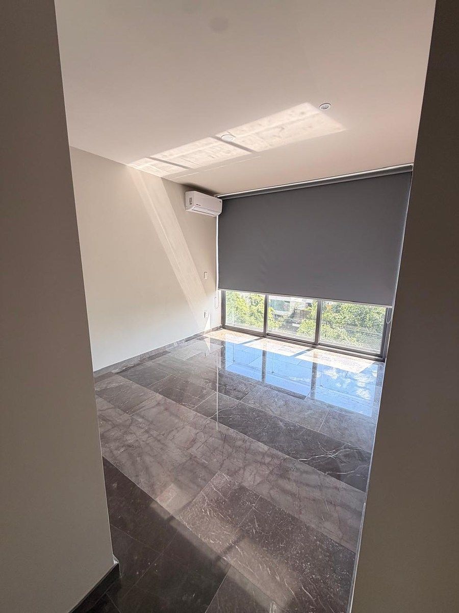 Habitación principal con aire acondicionado, foto 5 de 18