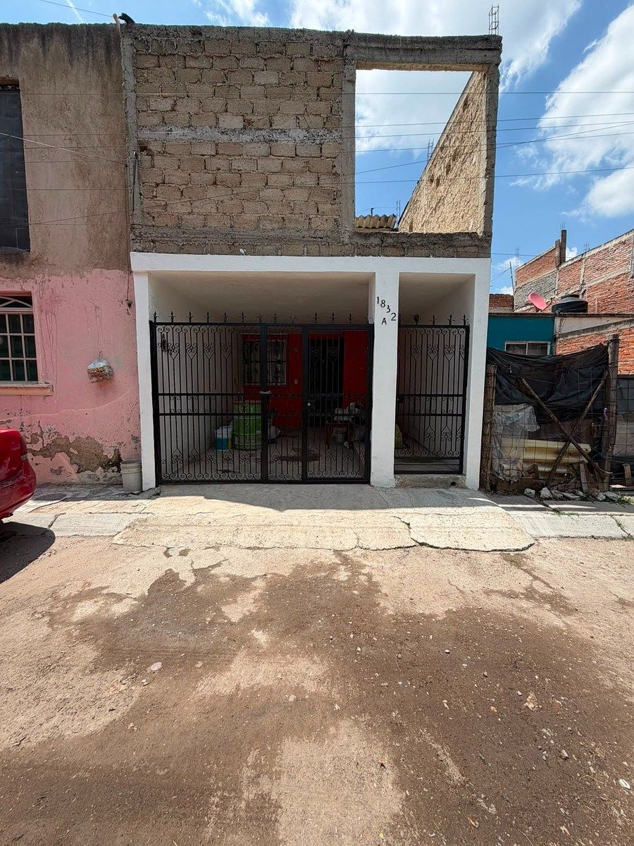 Casa à Venda em La Azucena, El Salto | 2 Quartos | Aceita INFONAVIT, foto 1 de 9