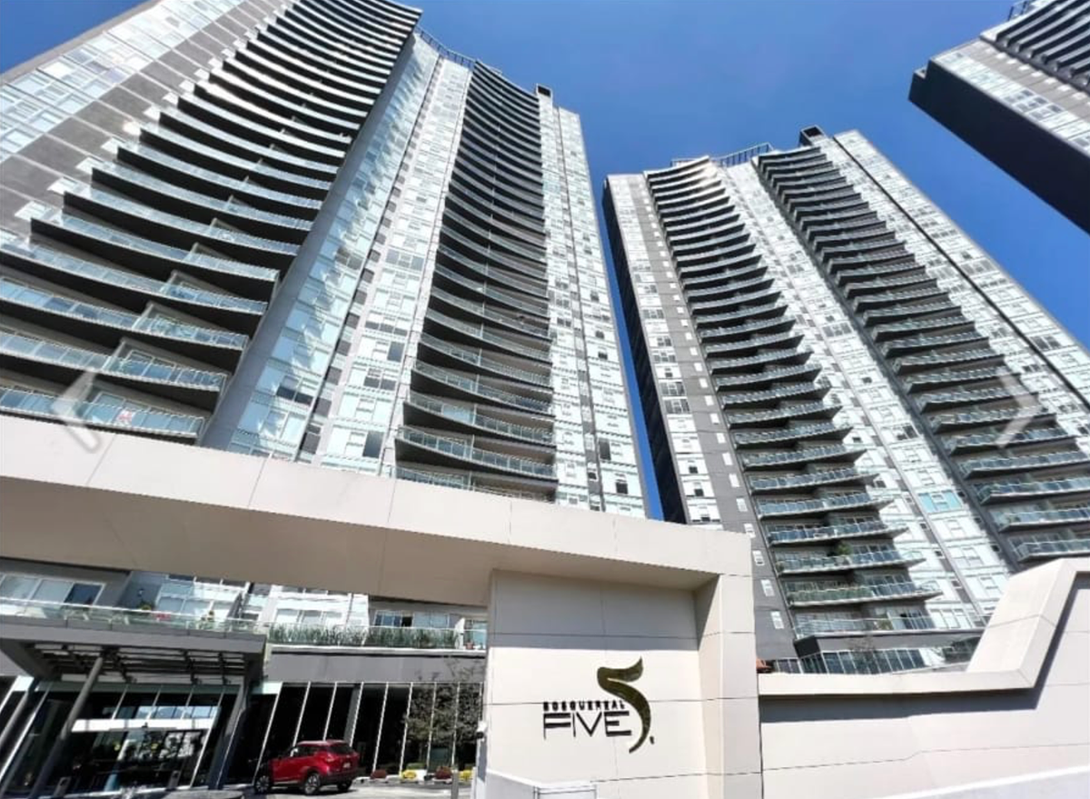 VENTA DEPTO. GRAN TERRAZA RESIDENCIAL FIVE, BOSQUE REAL, foto 1 de 35