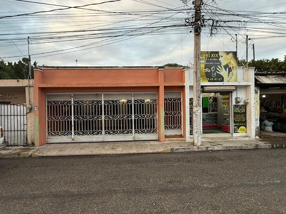 Casa no centro de Umán, foto 1 de 10