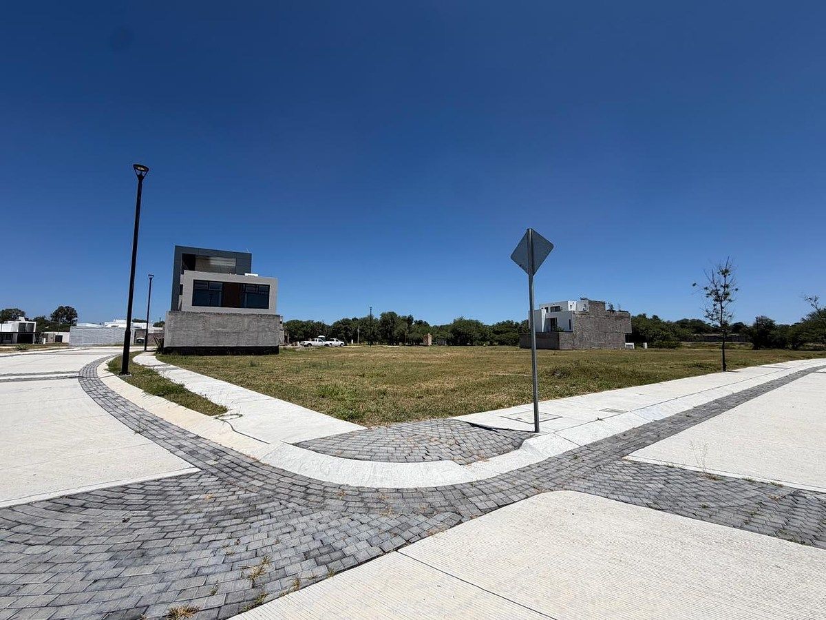 Lot in Residencial San Nicolás, Aguascalientes, photo 4 of 15